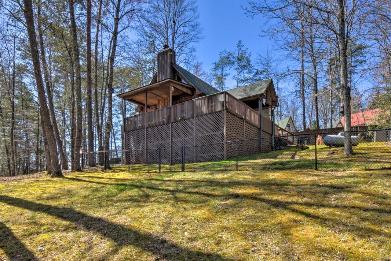 Helen Cabin With Deck And Hot Tub Less Than Half Mi To Main St Kültér fotó