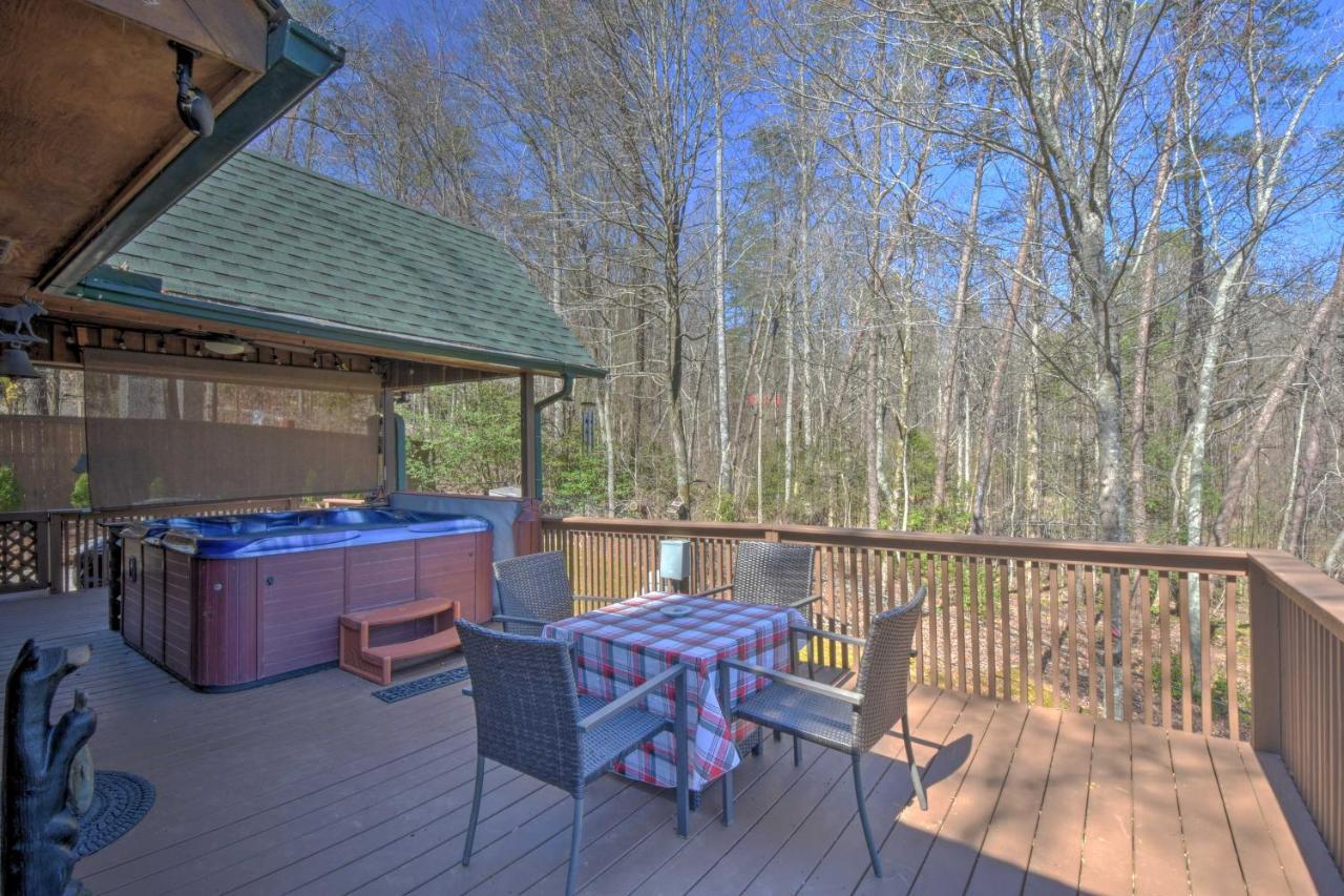 Helen Cabin With Deck And Hot Tub Less Than Half Mi To Main St Kültér fotó